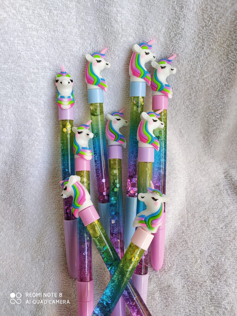 Bunny Water-Filled Glitter Pen